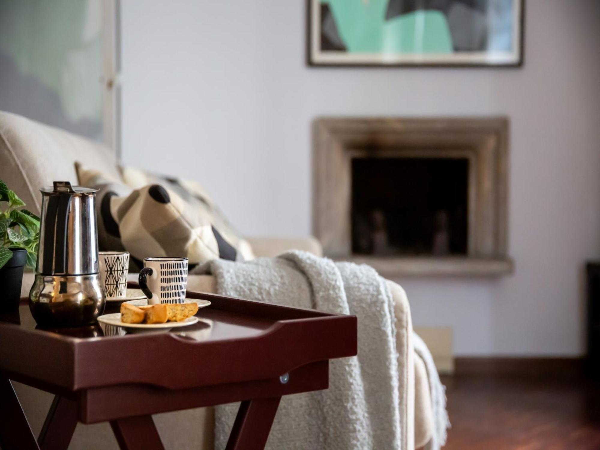 The Best Rent - Spacious One-Bedroom Apartment Near The Columns Of San Lorenzo Milan Bagian luar foto