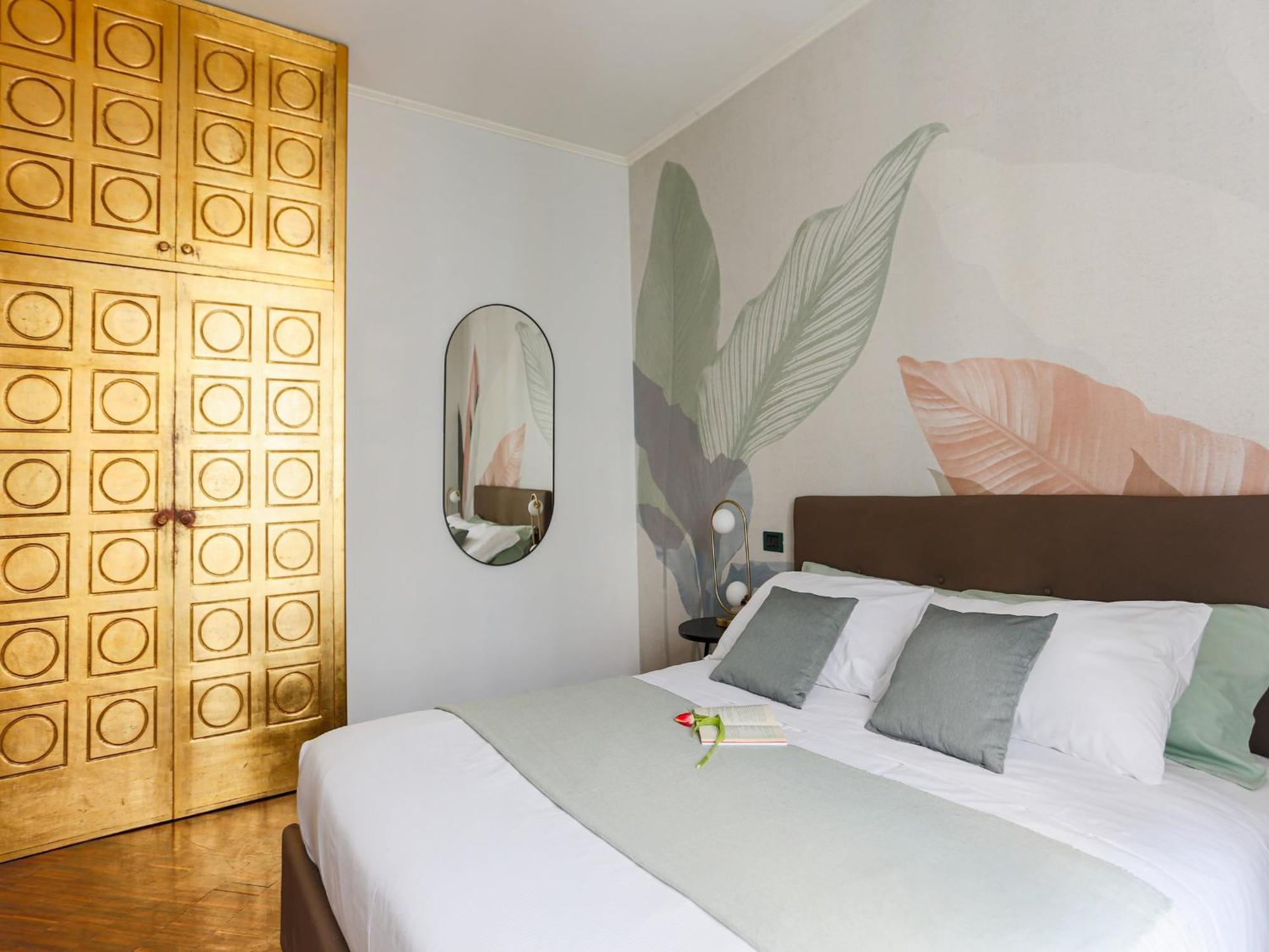 The Best Rent - Spacious One-Bedroom Apartment Near The Columns Of San Lorenzo Milan Bagian luar foto