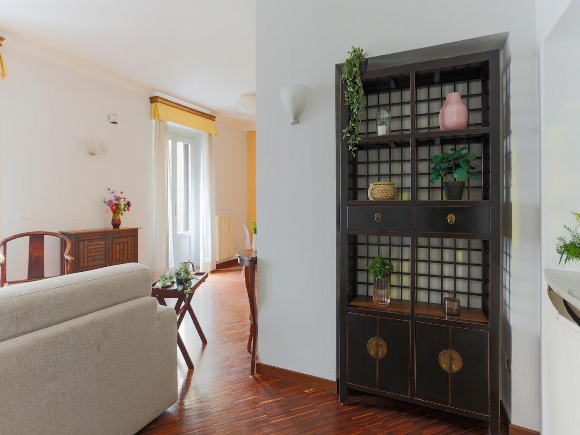 The Best Rent - Spacious One-Bedroom Apartment Near The Columns Of San Lorenzo Milan Bagian luar foto