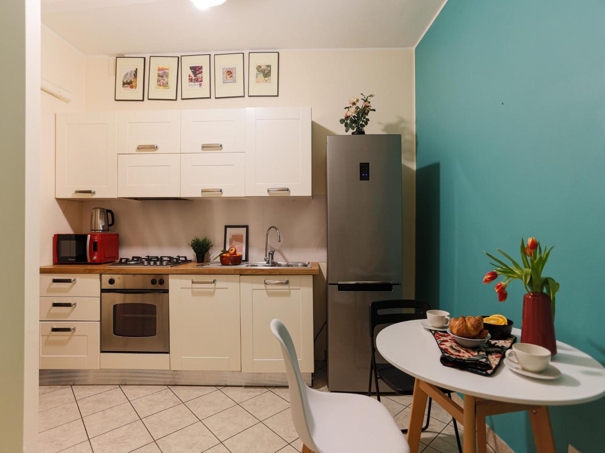 The Best Rent - Spacious One-Bedroom Apartment Near The Columns Of San Lorenzo Milan Bagian luar foto